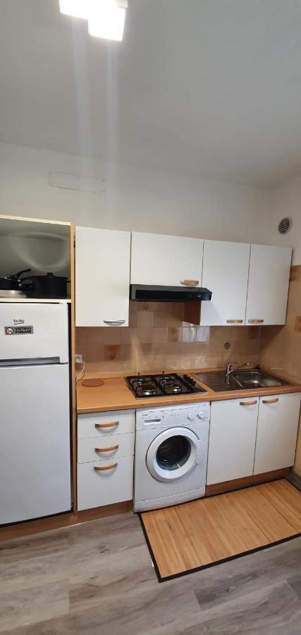 Villa Nerina Apartment Lignano Sabbiadoro Ngoại thất bức ảnh