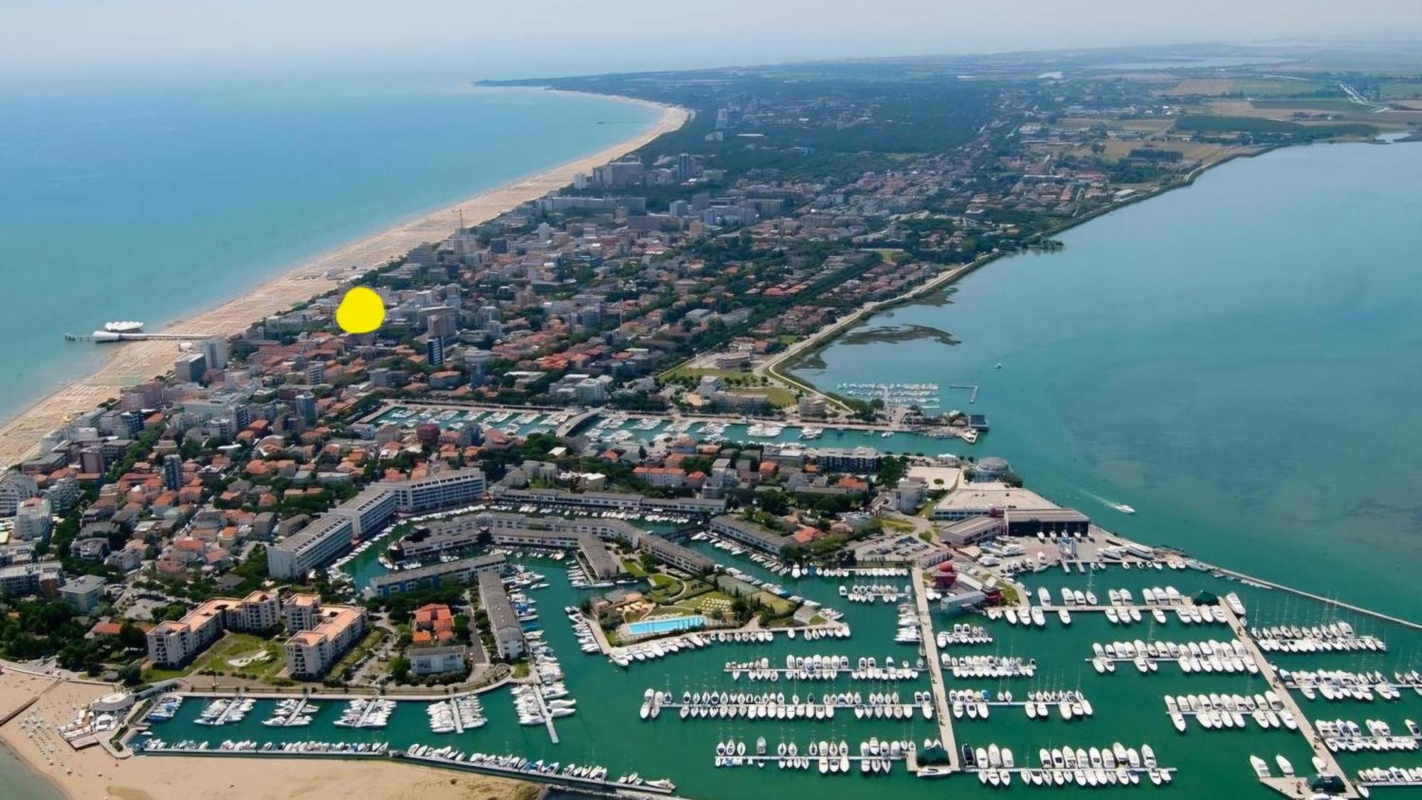 Villa Nerina Apartment Lignano Sabbiadoro Ngoại thất bức ảnh